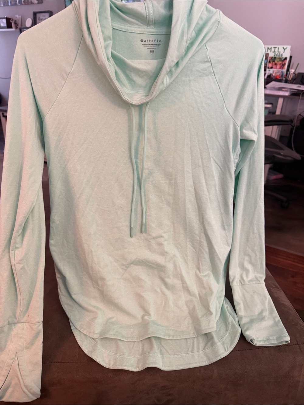 Women’s light hoodie Athleta